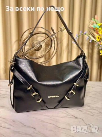 Givenchy Дамска Черна Чанта Живенши Код SK617