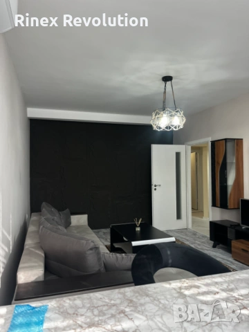 Тристаен апартамент под наем в Центъра, снимка 3 - Апартаменти - 54046363