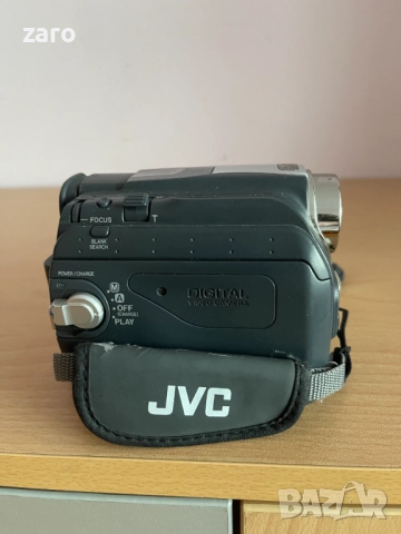 Видеокамера JVC, снимка 5 - Камери - 52792022