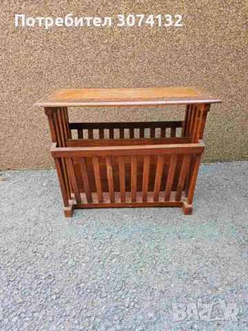 Ръчно изработена стойка/ масичка с дърворезба