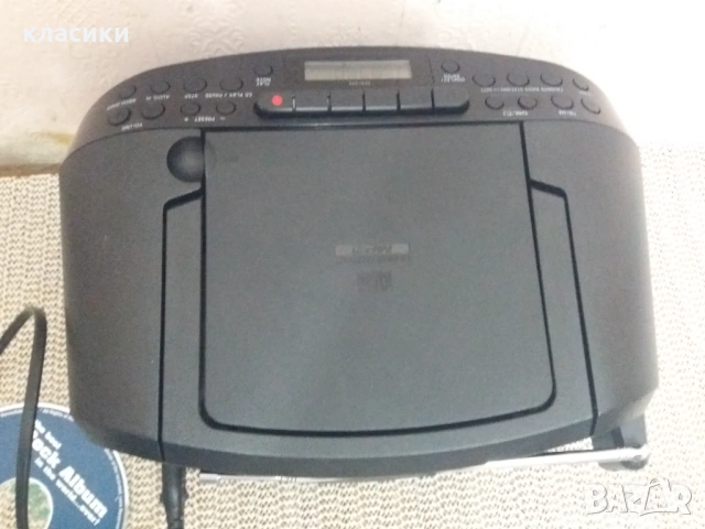 Радиокасетофон сд SONY. , снимка 11 - Радиокасетофони, транзистори - 54240071