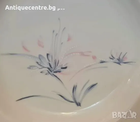 Елегантен сервиз за вечеря за 12 души на Limoges, France , снимка 3 - Сервизи - 50161896