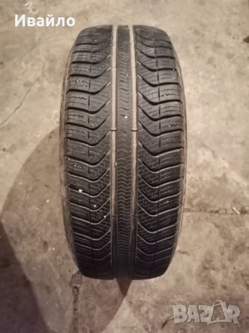 Продавам 1 брой зимна гума 205.55.16 дот 2020 Pireli 