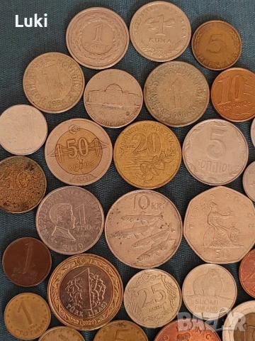 51 монети от 23 държави , снимка 2 - Нумизматика и бонистика - 51112782