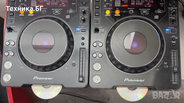 Два броя PIONEER CDJ-1000MK2+Дискове-timecode 300 €, снимка 2 - Декове - 54178888