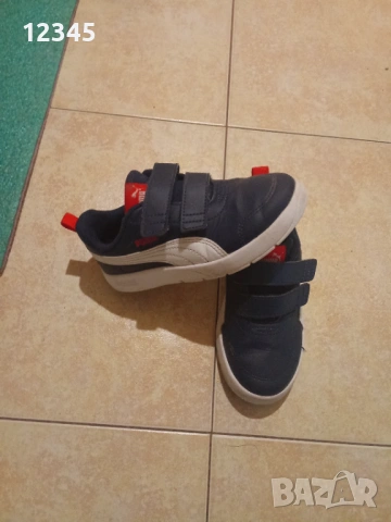 Продавам детски маратонки Пума , снимка 2 - Детски маратонки - 54293321