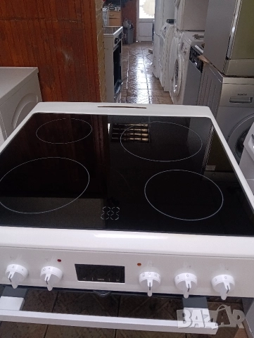 Като нова свободно стояща печка с керамичен плот Gram с две години гаранция!, снимка 11 - Печки, фурни - 52844230