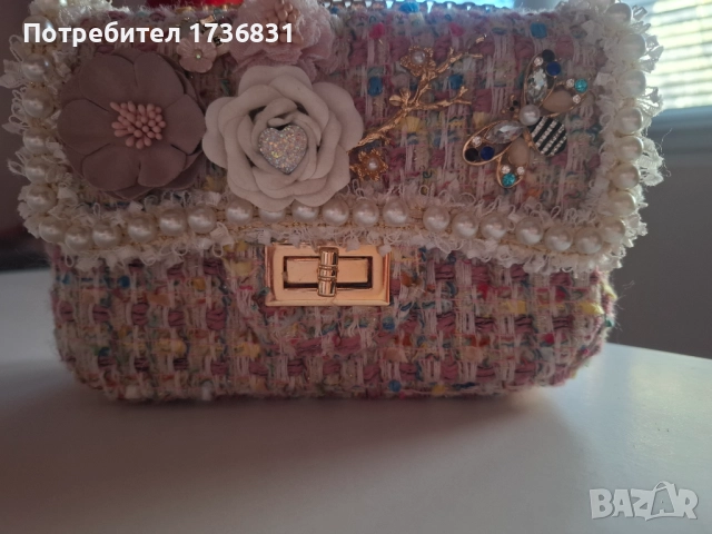 ЧИСТО НОВА ЧАНТА 😍, снимка 3 - Чанти - 52933972