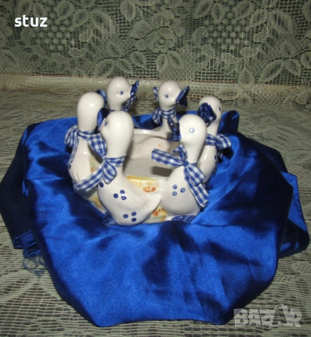 Порцеланова кашпа с патета, снимка 3 - Декорация за дома - 53976945