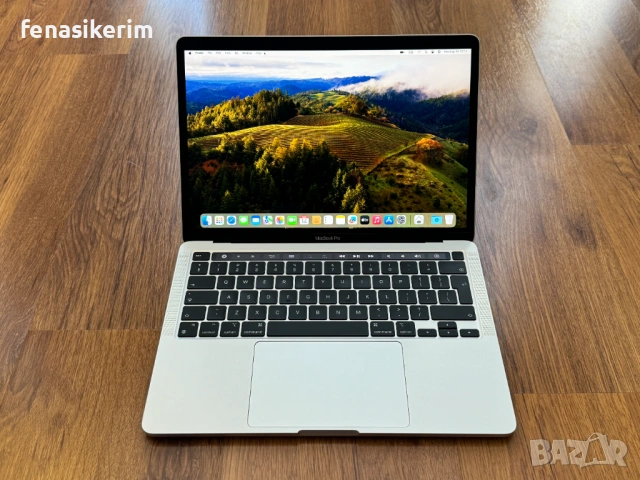 13.3' Apple MacBook Pro M1 2020 Silver 16GB RAM/256 GB SSD - Батерия 14ч.