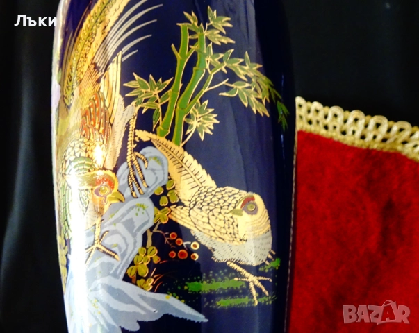 Японска порцеланова ваза,злато,фазани,кобалт. , снимка 3 - Вази - 52324979