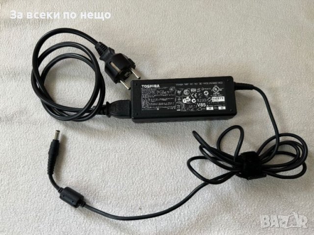 Оригинално захранване зарядно за лаптоп Toshiba 19V 3.95A , зарядно Toshiba, снимка 1 - Кабели и адаптери - 46303813