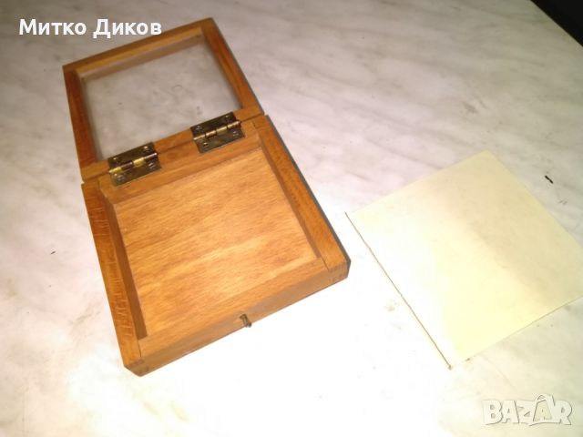 Дървена кутия отгоре остъклена 120х120х37мм, снимка 1 - Декорация за дома - 45374805