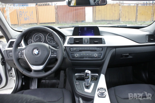 BMW 316 d * ПЕРФЕКТЕН* АВТОМАТ* Touring* , снимка 9 - Автомобили и джипове - 53604069