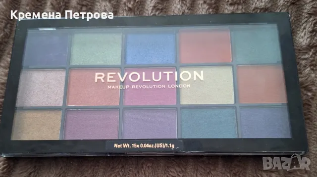 Сенки за очи Revolution Reloaded Passion For Colour, снимка 1 - Декоративна козметика - 49583328