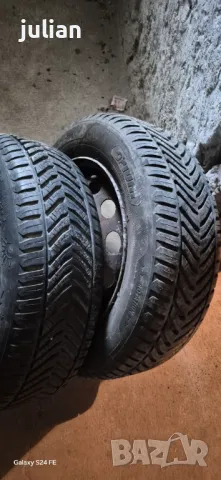 Гуми сезонни 195/65/15, снимка 1