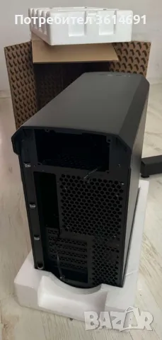 Компютърна кутия Fractal Design - Torrent Compact, mid tower, черна , снимка 4 - Захранвания и кутии - 47179419