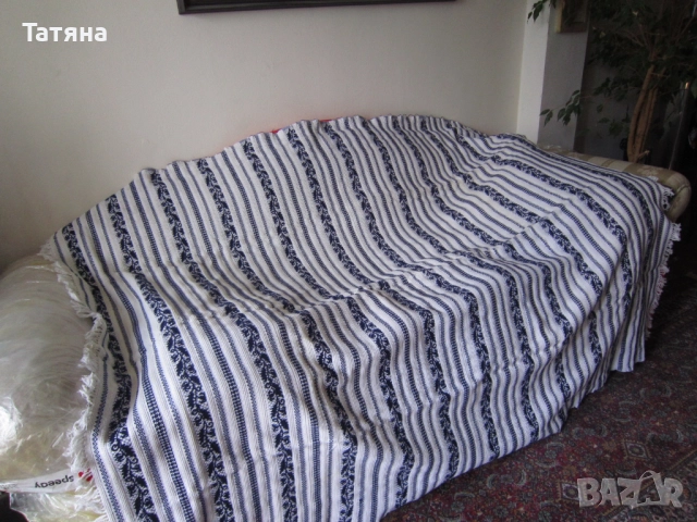 Покривало за спалня  ТЪКАНО СУКНО И  РЪЧНИ ПЛЕТИВА - АВТЕНТИЧНИ