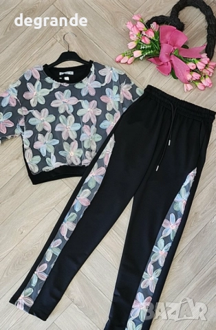 Памучни екипи с цветя в Бежаво и Черно 