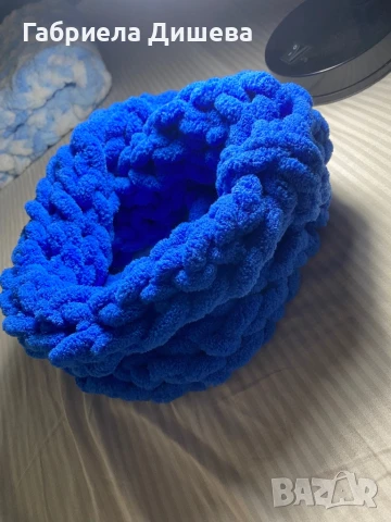 Ръчно плетени одеалца, шапки и шалове., снимка 6 - Спално бельо и завивки - 51197295