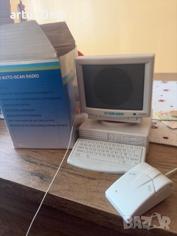 Транзисторен приемник във формата на компютър, снимка 2 - Геймърски - 52935592