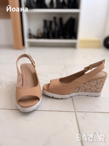 Сандали на платформа , снимка 2 - Сандали - 52084569