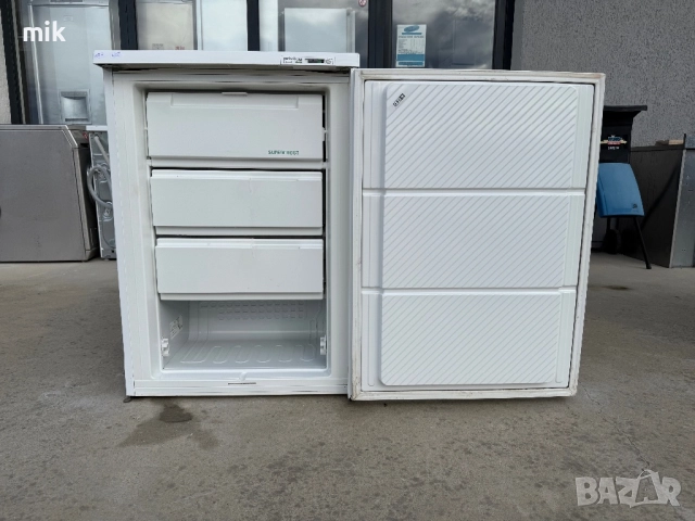 Малък фризер Привилег