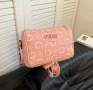 Guess розова дамска чанта за през рамо, снимка 3