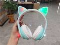 Интерактивни Котешки детски слушалки щадящи нежните детски уши, снимка 1 - Слушалки и портативни колонки - 45651887