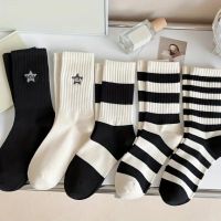 Комплект чорапи, снимка 1 - Дамски чорапи - 45074456