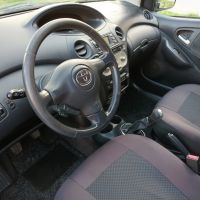 toyota yaris 1.0 benzin, снимка 8 - Автомобили и джипове - 45135666