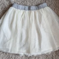 Бяла тюлена поличка GAP 5-6г. или 116см , снимка 1 - Детски рокли и поли - 45506666