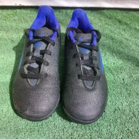 Стоножки adidas eu 30, снимка 2 - Детски обувки - 45190136