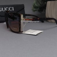 Очила,кутия и кърпичка
, снимка 5 - Слънчеви и диоптрични очила - 45080552