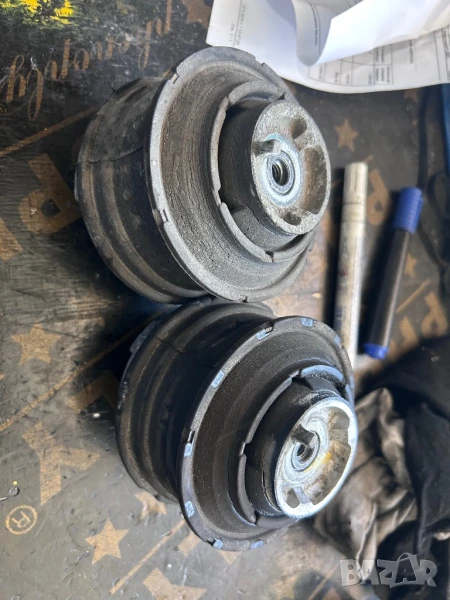 Оригинални тампони за мотор мерцедес Ц класа Е класа ЦЛК ЦЛЦ , снимка 1