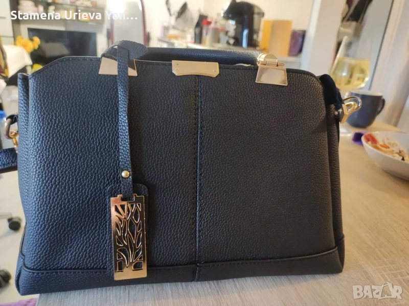 Продавам черна дамска чанта, снимка 1