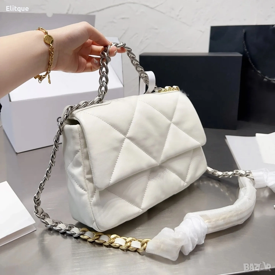 Луксозна дамска чанта с метална дръжка за рамо тип синджир, снимка 1