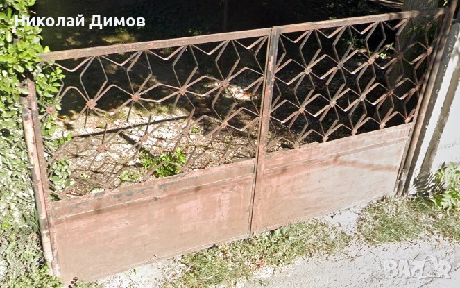 Метална дворна порта с две крила, снимка 1