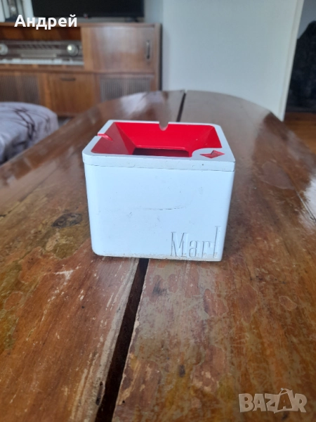 Стар пепелник Marlboro #16, снимка 1