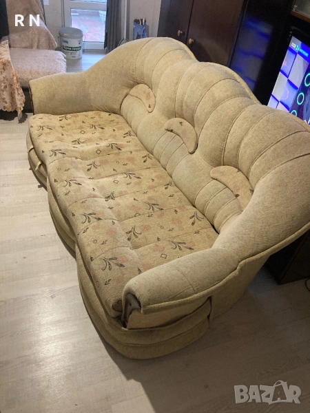 Продавам диван, снимка 1