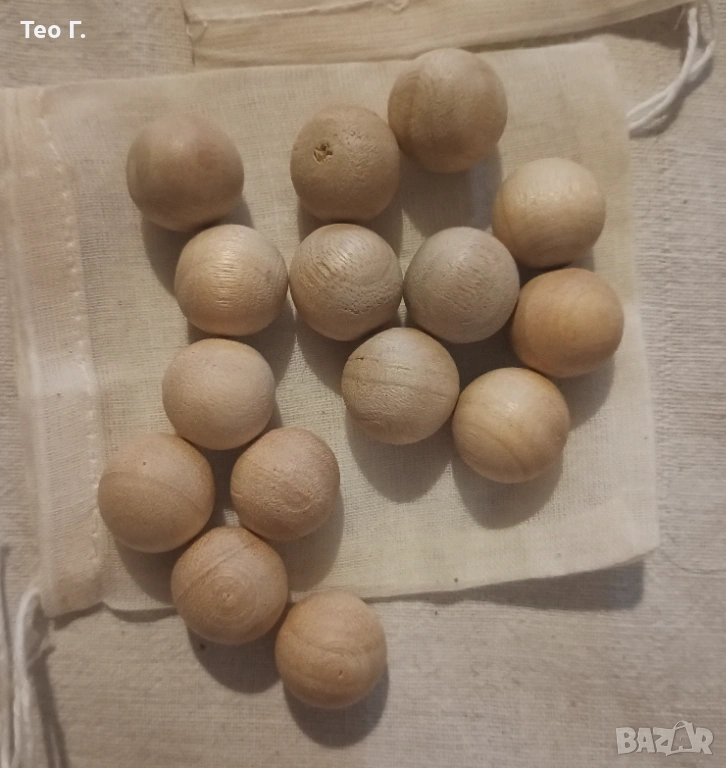 Топчета от кедрово дърво против молци , снимка 1