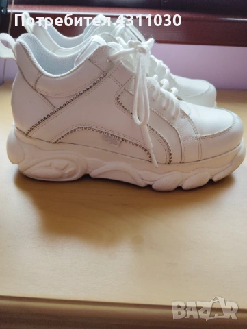 Buffalo маратонки 42 номер 