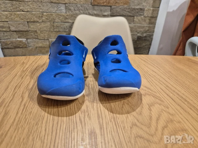 Детски сандали Nike 23,5, снимка 6 - Детски маратонки - 51399552