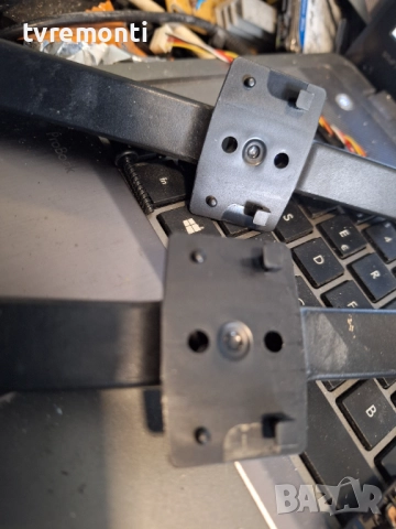 оригинална стойка крачета телевизор PHILIPS Модел 32PHS4203/12, снимка 2 - Стойки, 3D очила, аксесоари - 51905499