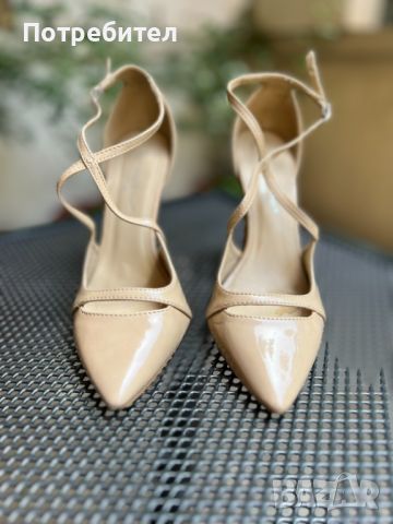 Дамски обувки на висок ток бежови лачени, номер 36, снимка 1 - Дамски обувки на ток - 46443008