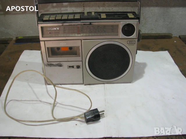 Радиокасетофон Sony, снимка 2 - Радиокасетофони, транзистори - 50678077