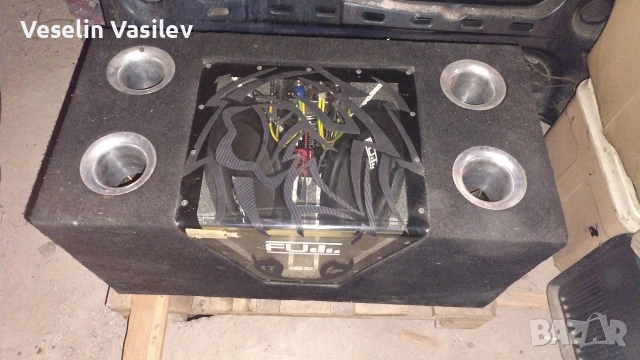 BASSBOX 2x130w 4 Farad + Усилвател, снимка 3 - Ресийвъри, усилватели, смесителни пултове - 53681232