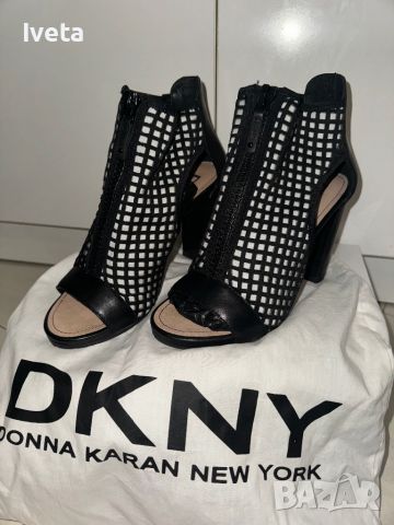 Сандали на ток DKNY, снимка 2 - Сандали - 46446819