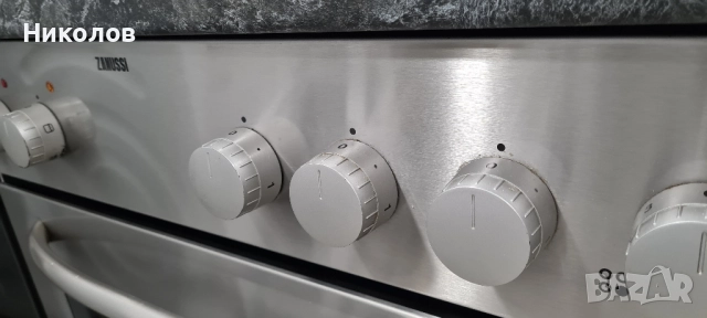 Свободностояща готварска печка ZANUSSI с керамични котлони , снимка 4 - Печки, фурни - 52362731