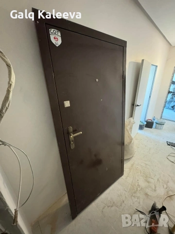 Метална входна врата, снимка 3 - Входни врати - 53760435